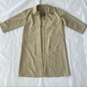 VIntage Burberry Tan Trench Coat Women's Size 8 Long USA